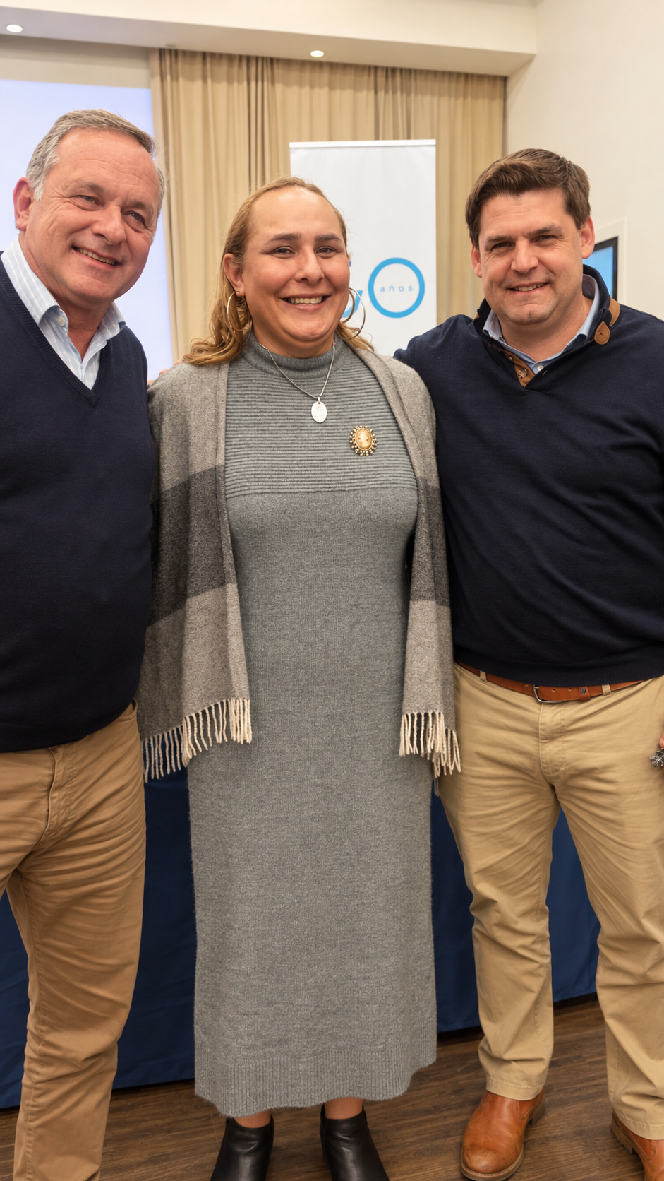 Marisol Díaz de Cordova junto a Álvaro Delgado y Felipe Algorta en Durazno